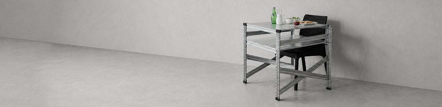 METAL TABLE